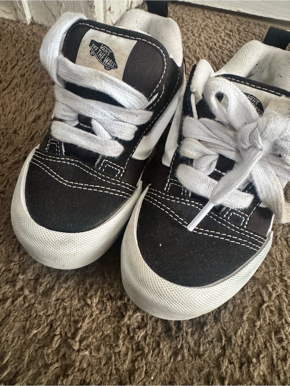 Vans Kids Black and White Low-Top Skate Sneakers